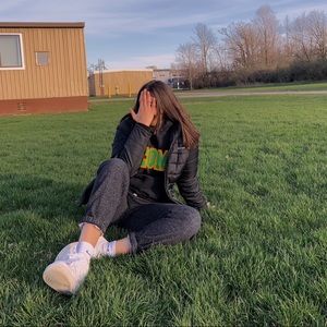 Meet your Posher, Kiana